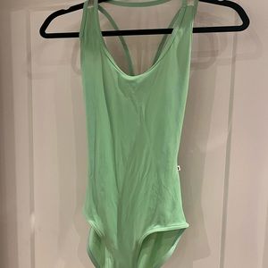 Alex Yumiko - Size Large